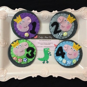George Pig Felt Birthday Badge for 1st, 2nd, 3rd or 4th birthday boy OR game prize OR party favors - Peppa pig inspired handmade accessories