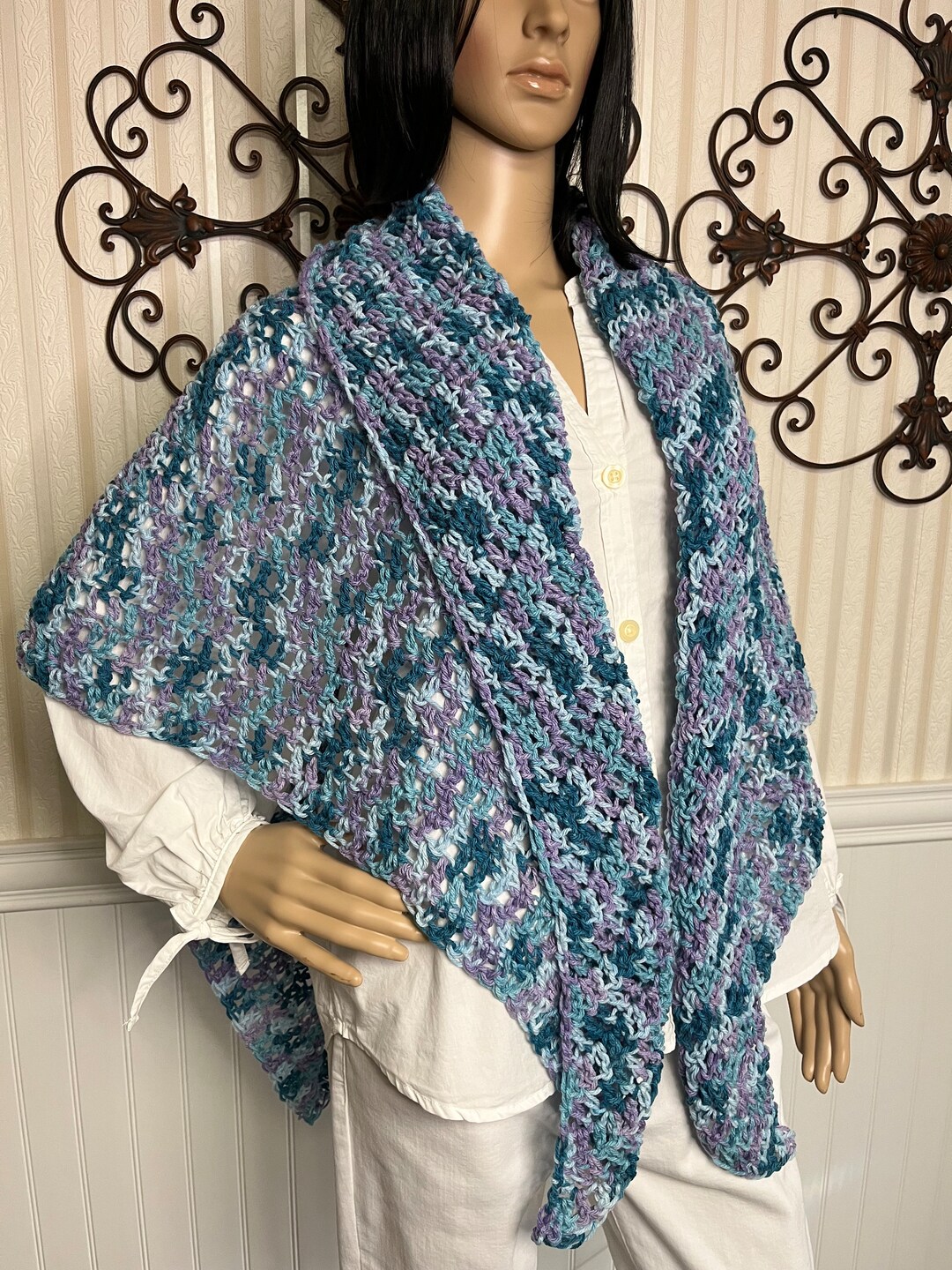 DROPS PAREO SHAWL WHITE BLUES