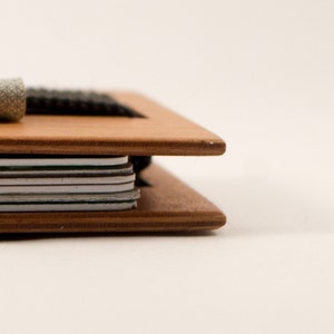 Cartera DE MADERA / clip de dinero / billetera minimalista / billetera delgada / billetera / billetera de madera de cerezo / billetera de regalo / billetera para hombre / regalo para hombres imagen 4