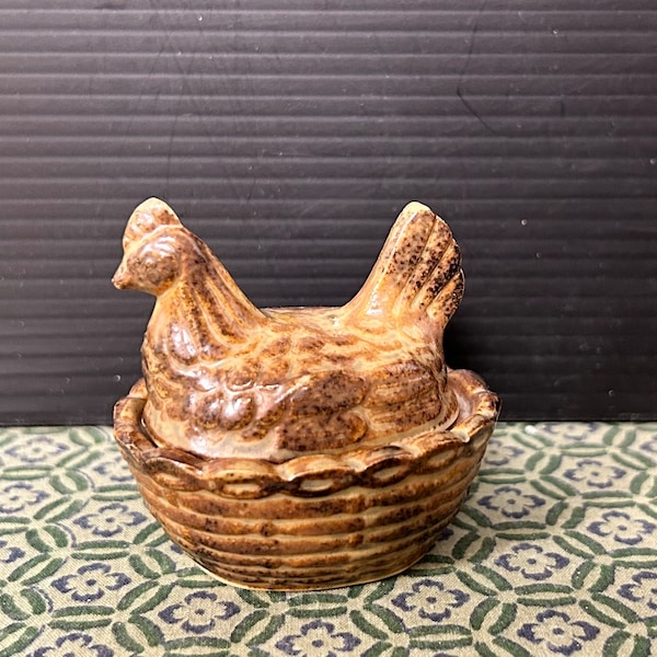 Mini Ceramic Hen on Nest 1950s