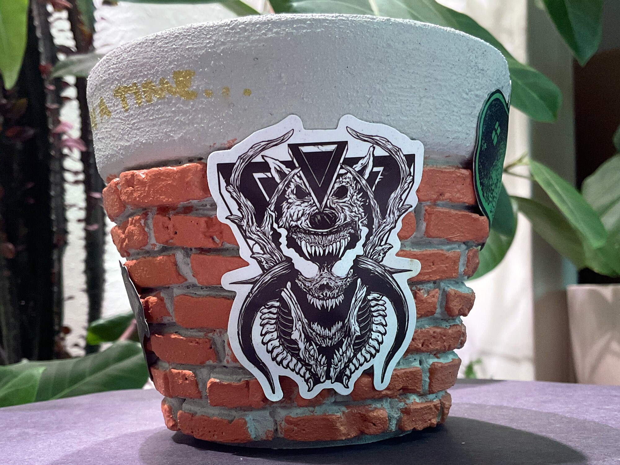 Graffiti Pot - Once Upon A Time Bat - Tall Small 4