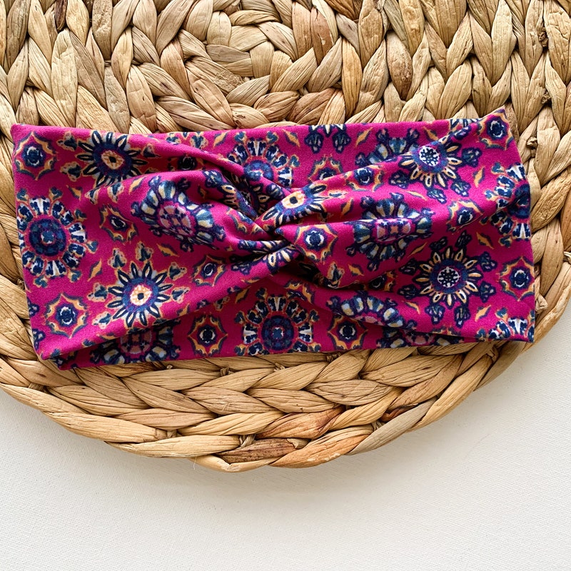 WOVEN TWIST HEADBAND FRIEND IN FLORA main image 1