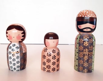Nativity set, Wooden Nativity Set, Manger Scene, Jesus Mary Joseph, Christmas scene, Peg Doll Holy Family, Holy Family Set of 3, Wooden Baby