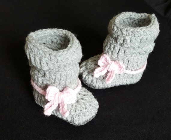 Baby winter wool socks booties handmade brown green dark gray ivory baby shower