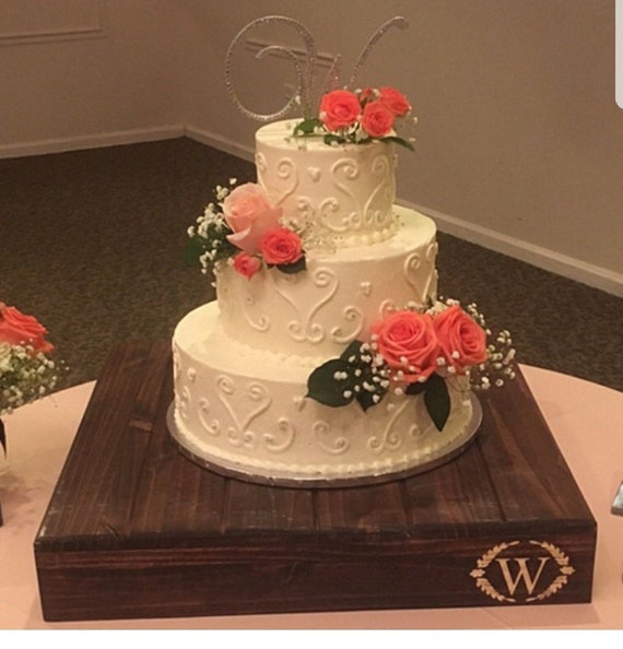 personalized w initial floral