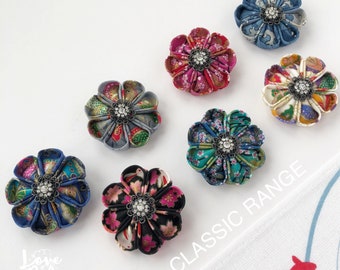 CLASSIC Japanese fabric - Best Seller - Eve - Flower - Brooch pin - Origami - Light to wear - Handmade - Gift for her