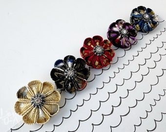 NEW Japanese fabric brooches - Best Seller - Eve - Flower - Brooch pin - Origami - Light to wear - Handmade - Gift for her