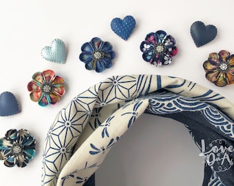 Blue collection brooches - Japanese fabric - Flower and heart pins - Origami - Light to wear - Handmade gift for her - Teacher’s gift idea