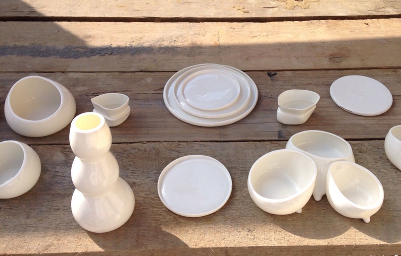 Porcelain plates delegate style dessert plate porcelain trays serving plate set of 3 plate set