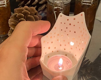 Festive shell tealight candle holder