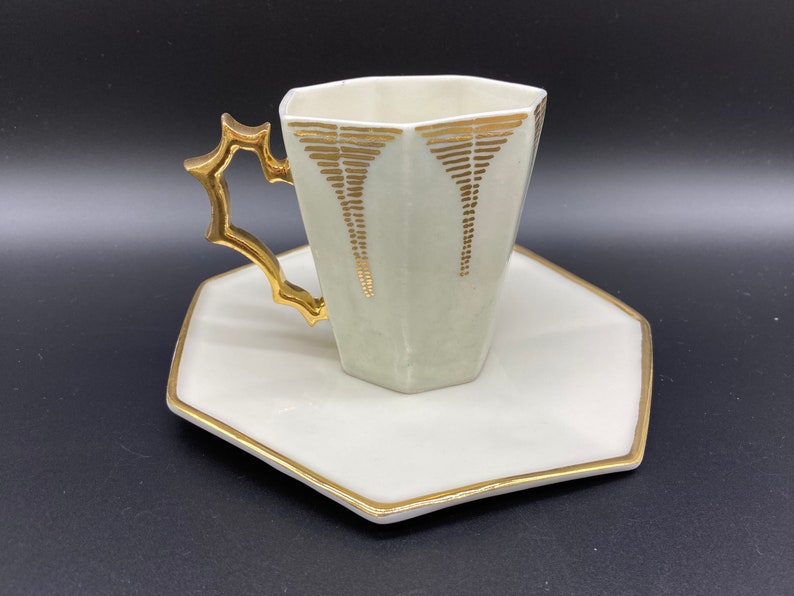 golden Coffe mug / Taj Mahal cup and saucer golden rim