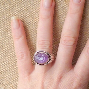 Sterling Silver  Carved  Amethyst Ring Vintage Size 9 Ring, Horizontal Amethyst Jewelry 70&#39;s Statement Boho Ring, Big Amethyst 925 Rare Ring