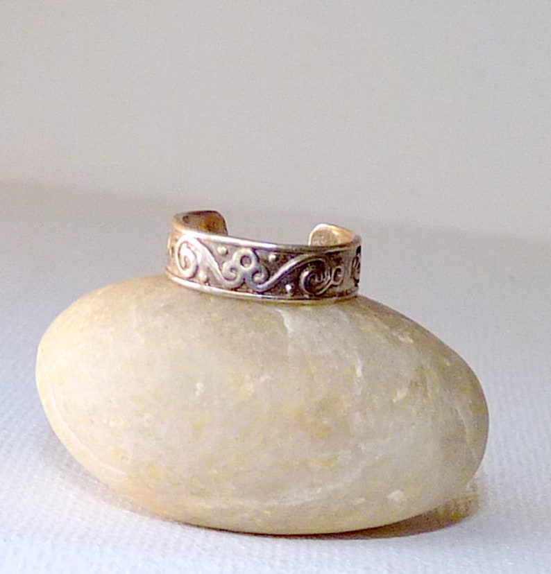 Sterling Silver Toe Ring Swirl Toe Ring 925 Vintage Silver Adjustable Ring Size 1 12 Minimalist Toe Ring Vintage Silver 925 Toe Jewelry