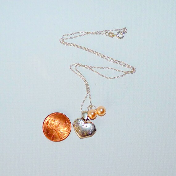 Small Sterling Silver Heart Locket 16" Necklace M… - image 7