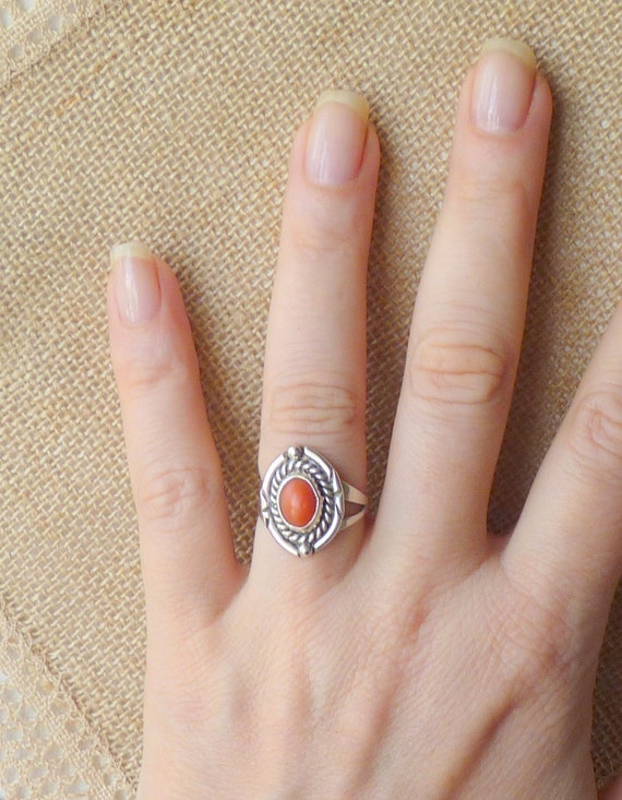 Vintage Sterling Silver Coral Ring, Red Genuine C… - image 3