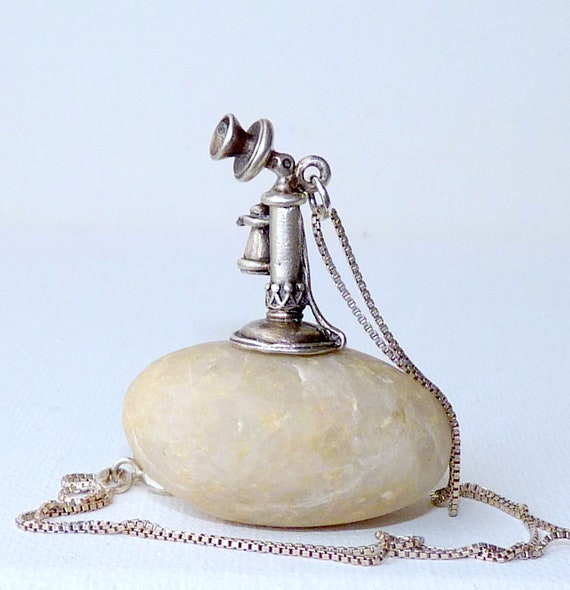 BEAU Sterling Silver Old Fashioned Phone Pendant 1