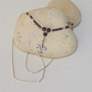 Vintage Liquid Silver Fleur De Lis 18&quot; Necklace, Sterling Silver Onyx Necklace, Thin Minimalist Black Onyx Jewelry, Liquid Silver Jewelry