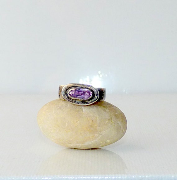 Primitive Sterling Silver Amethyst Ring Size 5.5 … - image 2