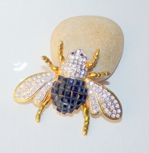 Large Gold Tone Rhinestone Glass Bug Brooch Fly Insect Beetle