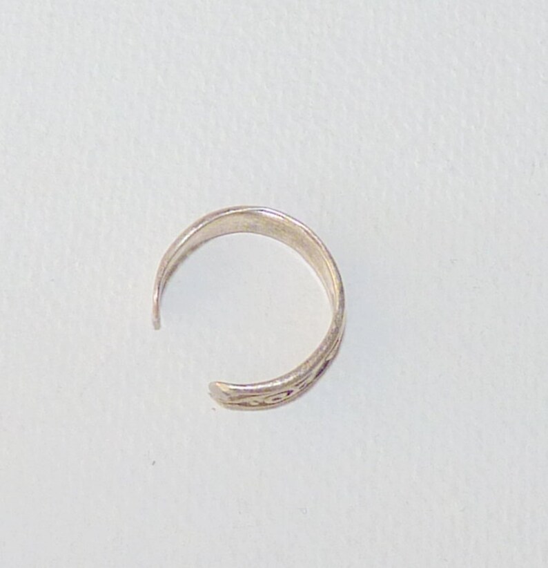 Sterling Silver Toe Ring Swirl Toe Ring 925 Vintage Silver Adjustable Ring Size 1 12 Minimalist Toe Ring Vintage Silver 925 Toe Jewelry