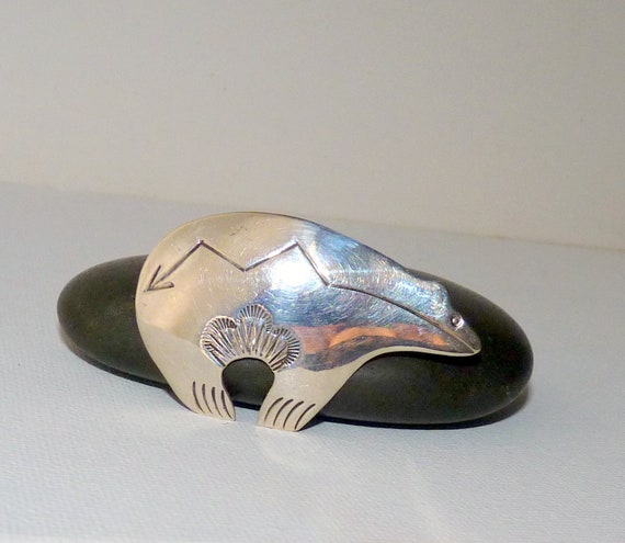 Sterling Silver Heartline Bear Fetish Charm Zuni Outline Solid .925