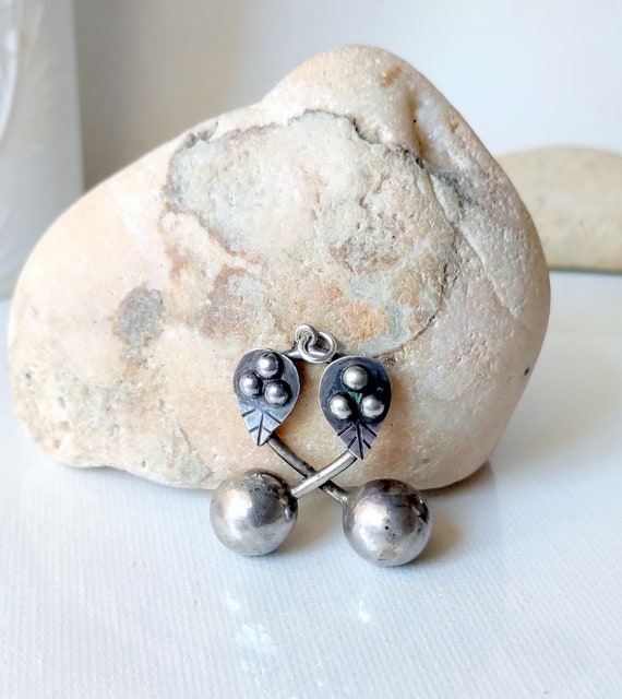 Sterling Silver Ball Pendant, Vintage 925 Silver 3D Ball, Ball Jewelry 925 Flower Ball