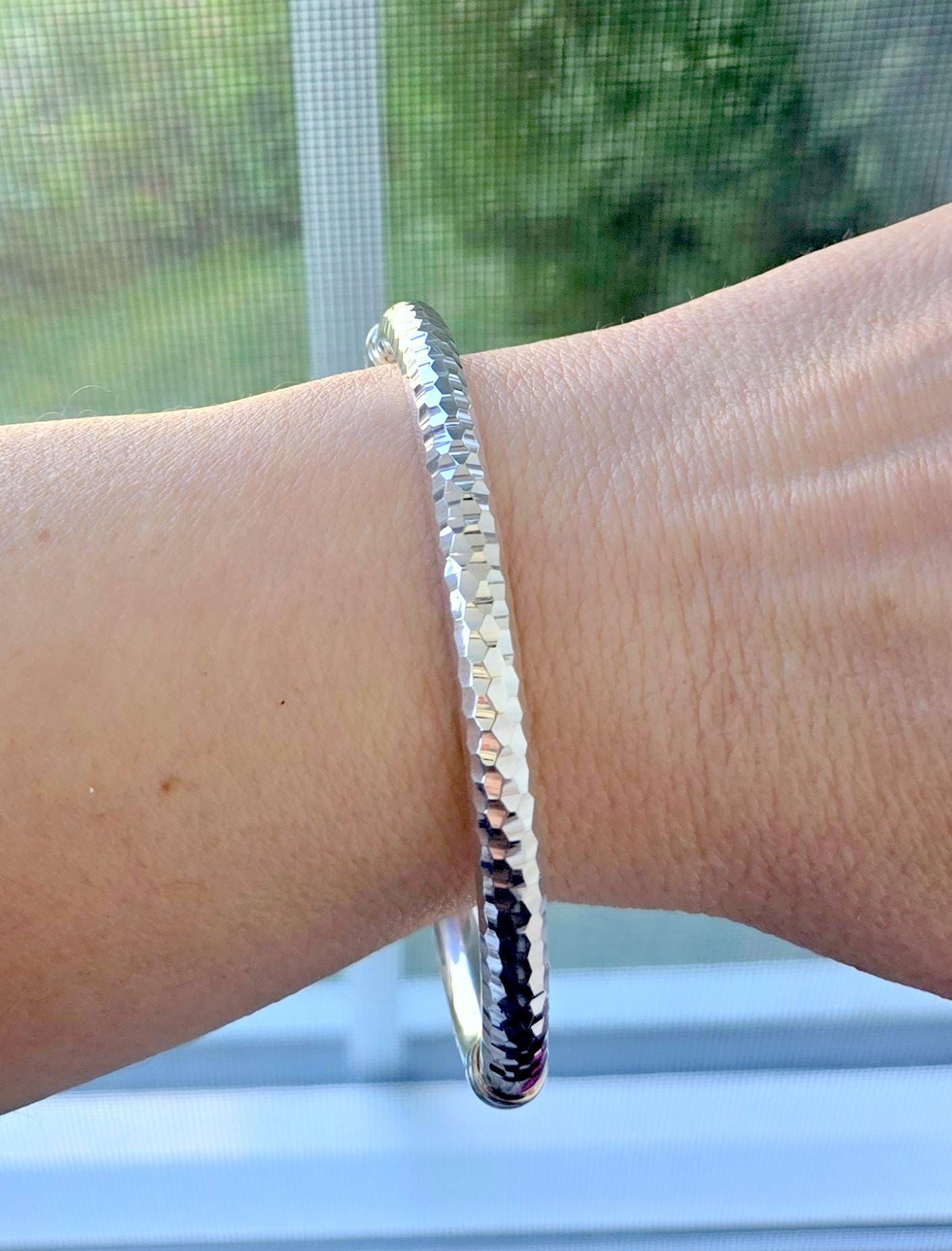 Sterling Silver Bangle Bracelet, QVS Hinged Silver Vintage