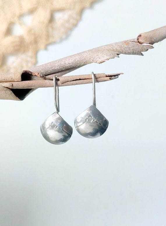 Southwestern Small Sterling Silver Earrings Vintag