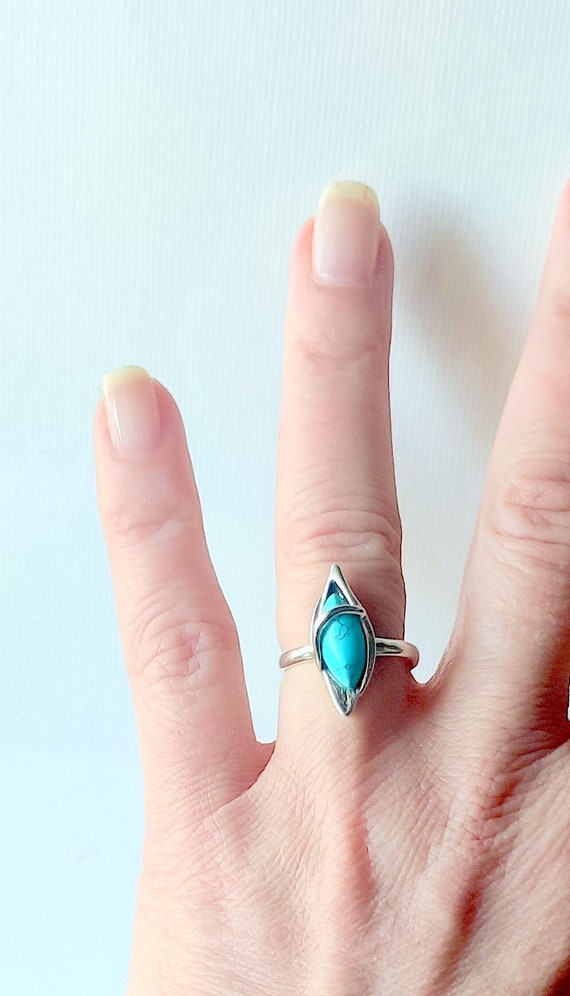 Sterling Silver Faux Turquoise Navette Ring Size 6