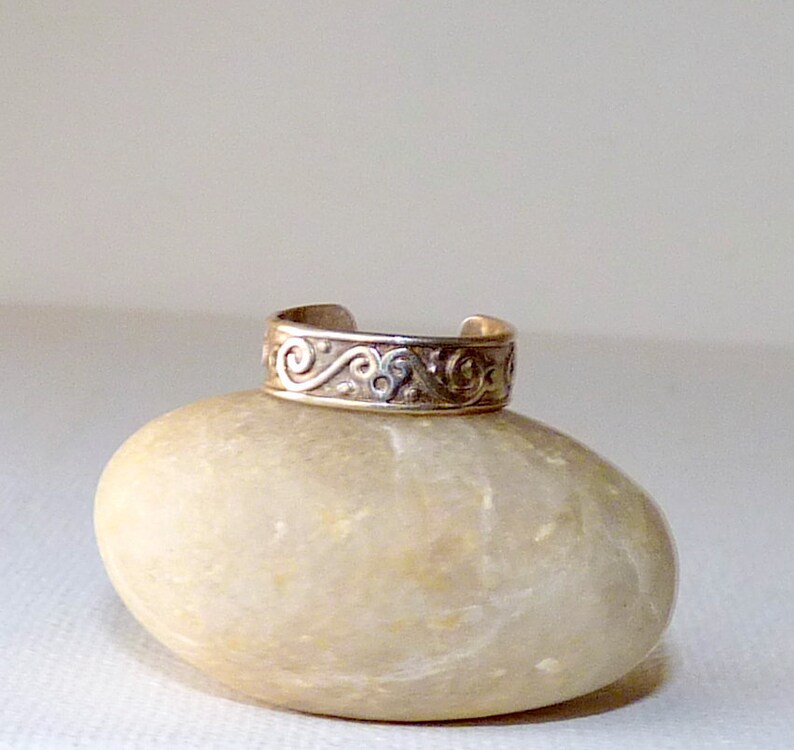Sterling Silver Toe Ring Swirl Toe Ring 925 Vintage Silver Adjustable Ring Size 1 12 Minimalist Toe Ring Vintage Silver 925 Toe Jewelry