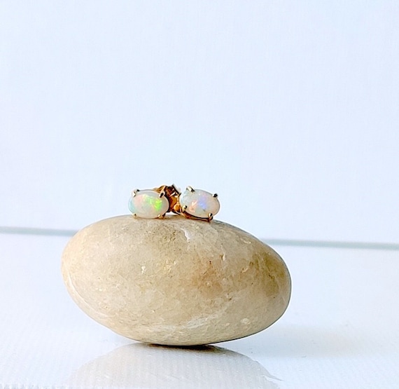 14 K Opal Stud Earrings Minimalist Pierced 14 Kt … - image 2