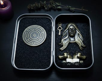 Pocket Shrine for the Goddess Hecate, Miniature Hekate Altar, Offering Box
