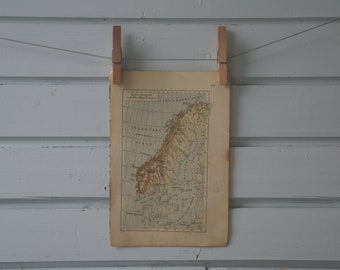 1916 Vintage Scandinavia Map