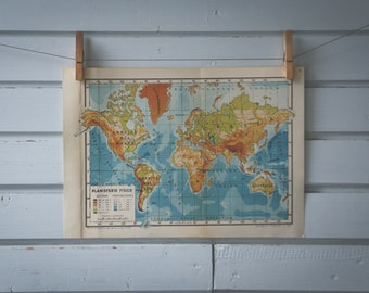 1946 Vintage World Map