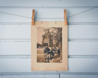 1910s Vintage Paris Saint-Augustin Illustration