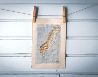 1916 Vintage Scandinavia Map