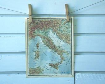 1951 Vintage Map of Italy