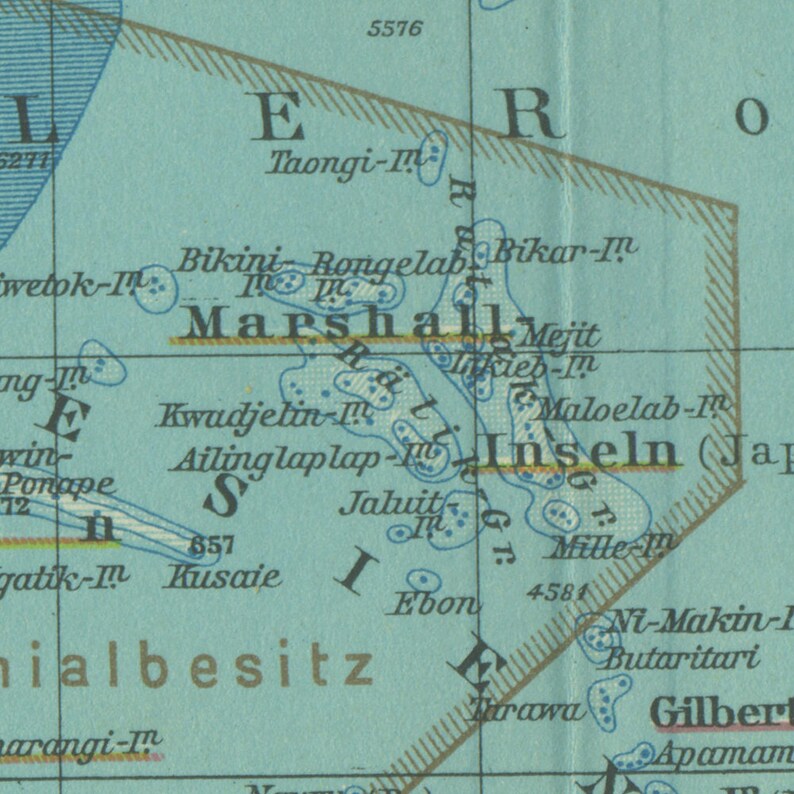 1931 Vintage Oceania Map image 4