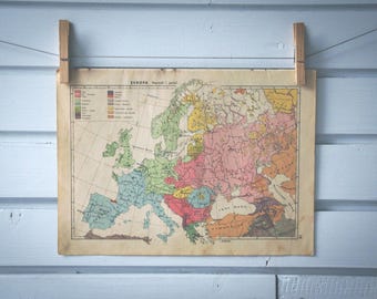 1939 Vintage Ethnic Map of Europe