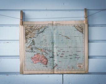 1924 Vintage Oceania Map