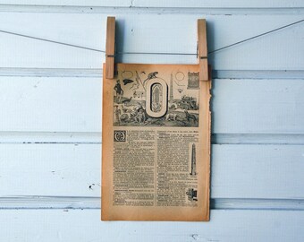 1922 Vintage Letter O Lithograph Illustration