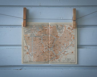 1906 Vintage Nîmes Map