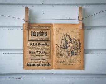 1933 Vintage Hôtel de Sens Illustration