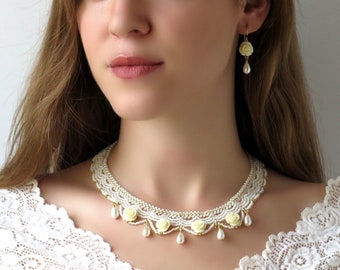 Statement wedding necklace, Necklace for bride, White flower necklace, Drop pearl beaded necklace, Wedding jewelry sets for bride