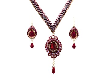 Royal statement Swarovski crystal and pearl beaded jewelry set, Red wedding necklace and earrings set, Special occasion jewelry