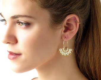 Wedding hoop earrings, White and gold beaded earrings, Boho bridal earrings, Swarovski pearl earrings, Unique earrings for women