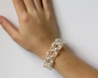 Bridal pearl and crystal bracelet, Wedding swarovski pearl bracelet, beaded jewelry