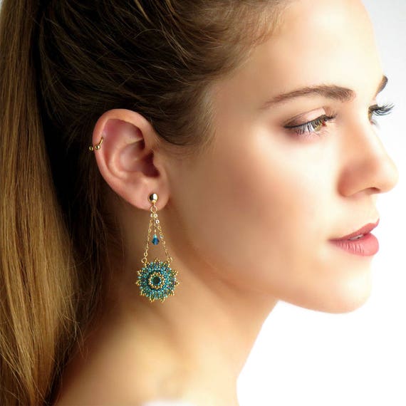 Orecchini Pendenti Donna Con Cristalli Rossi E Placcatura Oro – Eleganti E Di Moda