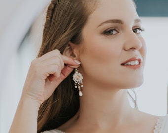 Drop pearl earrings wedding, Dangle bridal earrings, Chandelier wedding earrings, Swarovski champagne crystal and pearl bridal earrings