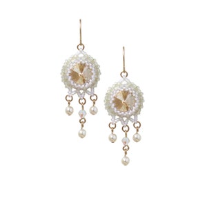 Chandelier wedding earrings, Swarovski champagne crystal and pearl bridal earring Pearl earrings